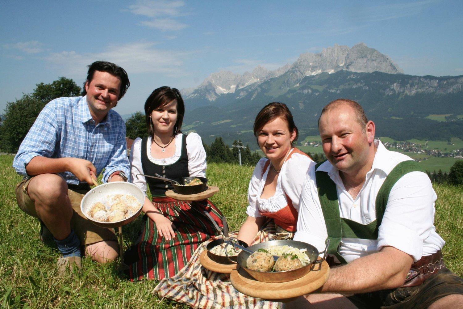 Hotel-Gasthof Zur Schoenen Aussicht Sankt Johann in Tirol Luaran gambar